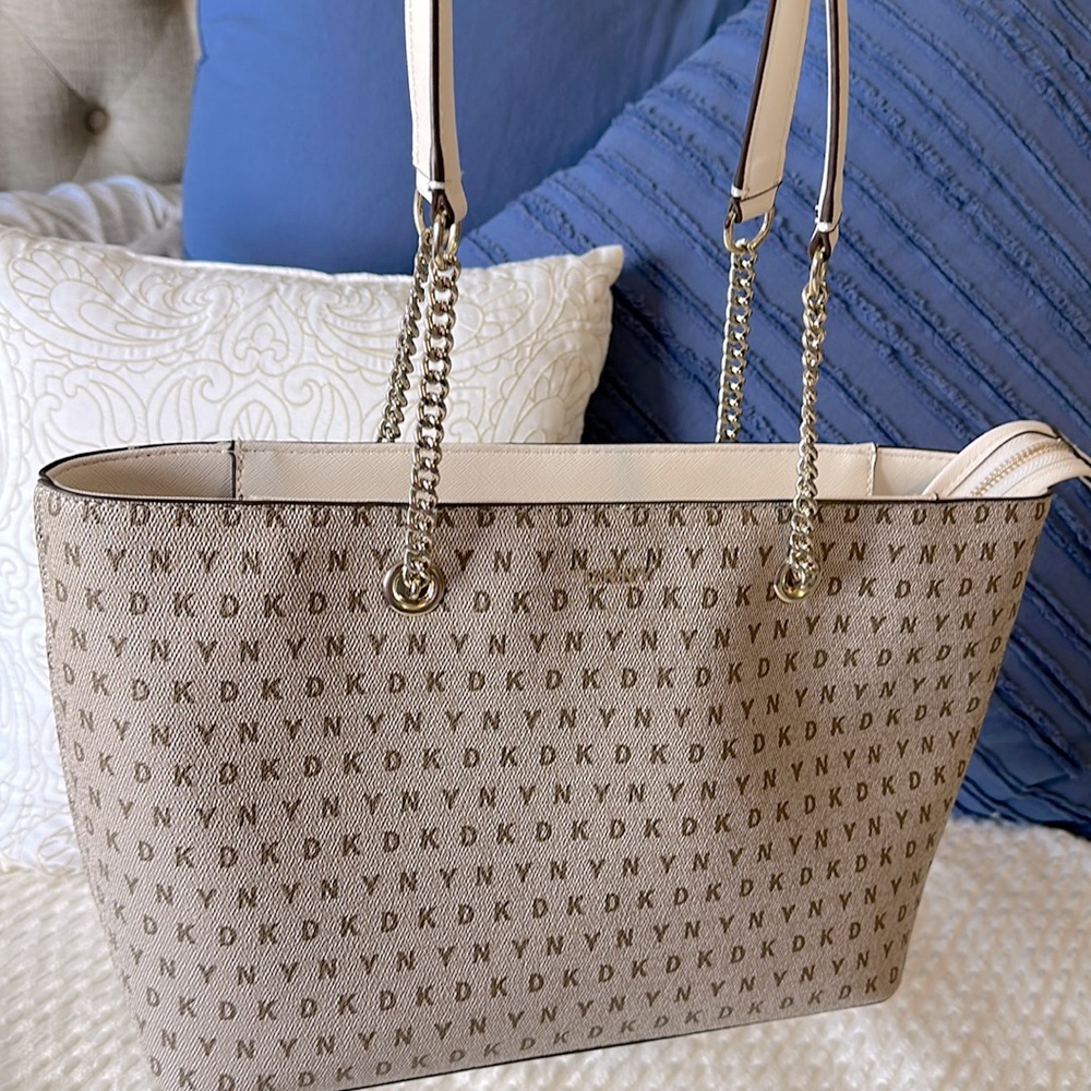 DKNY purse, light tan with Gold chain accent